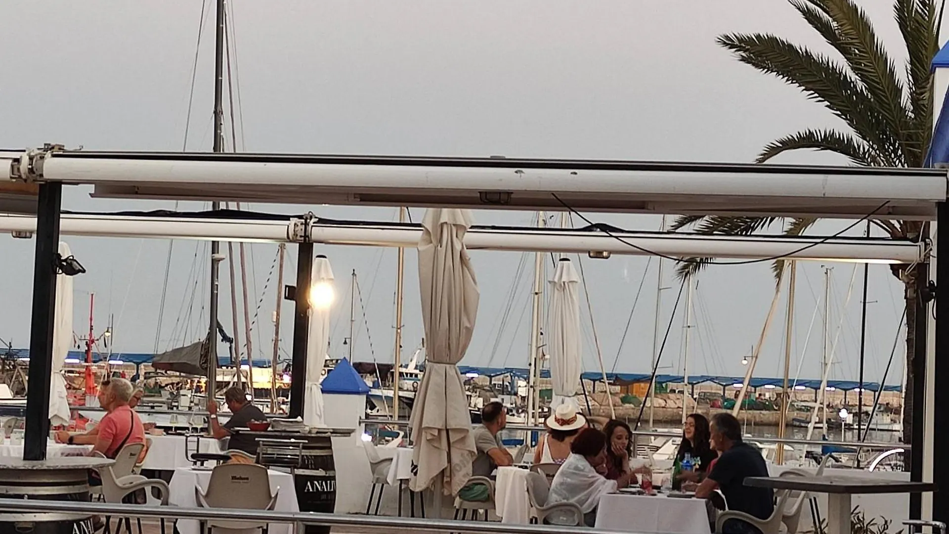 Apartamento Casa Trebol Parquing Gratis Estepona